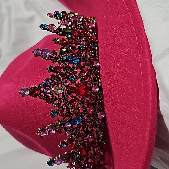 Lady\'s Cowgirl Queen Tiara main image 4